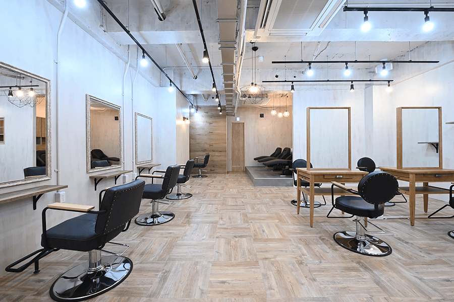 SOURCE hair atelier 堺東のスライド画像1